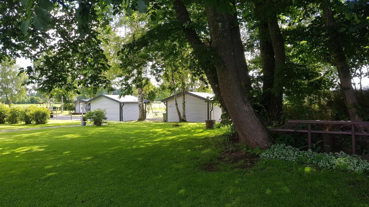 Villa Backgardens Stugby Axvall Exterior foto